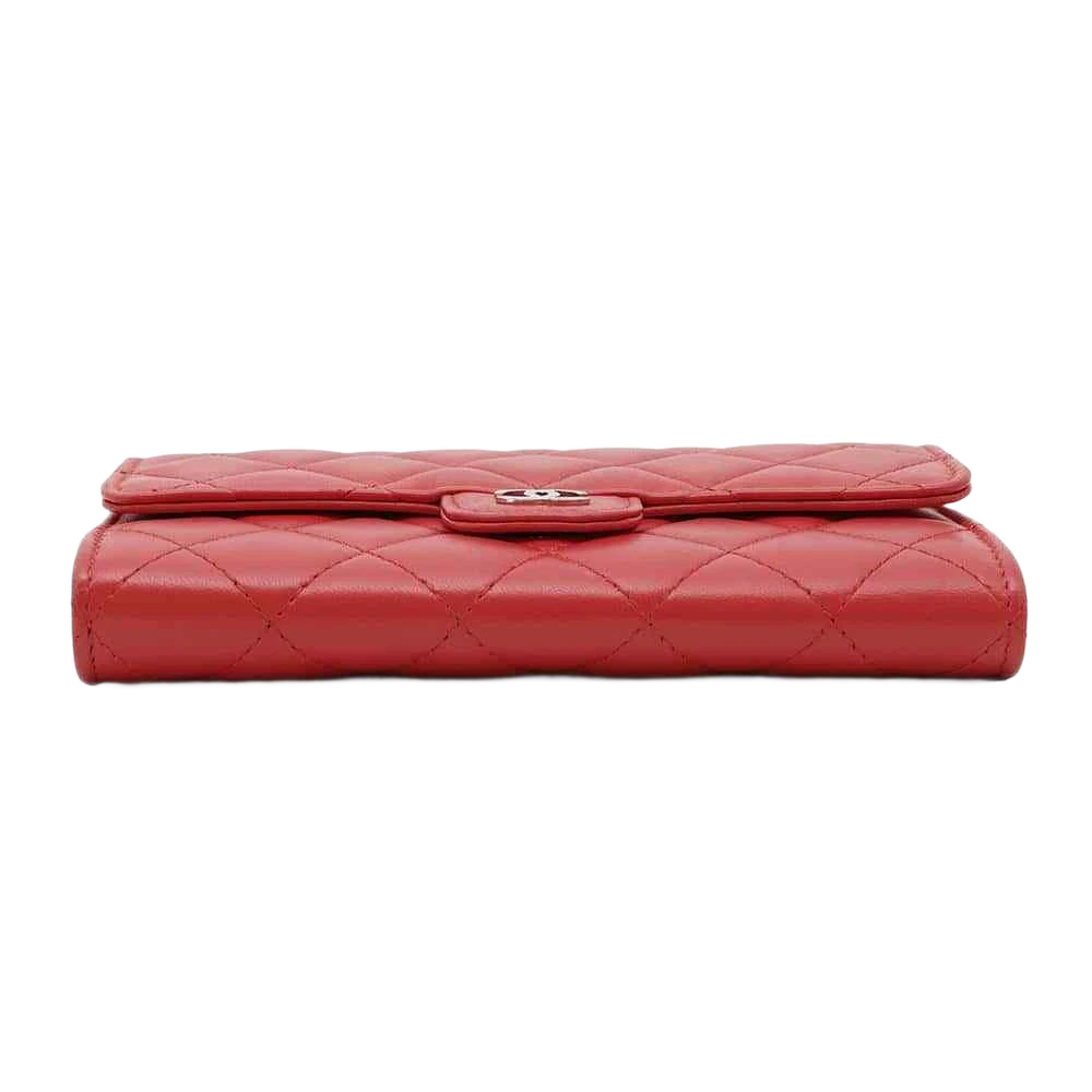 CHANEL Matelasse Chain Wallet Lambskin Red
