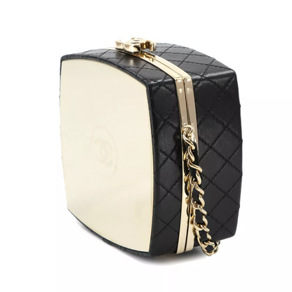 CHANEL Matelasse Chain Clutch Shoulder Bag Leather Black