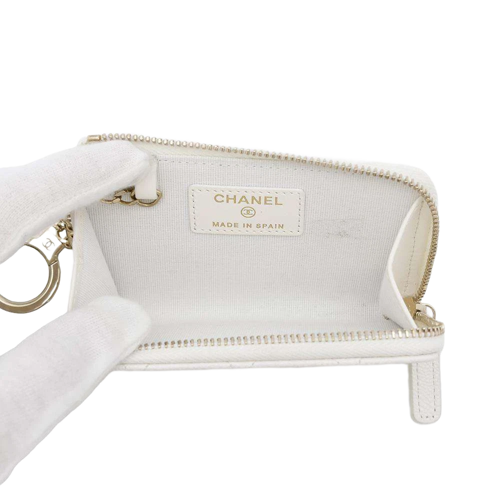 CHANEL L-shaped Zip Coin Purse Calfskin White