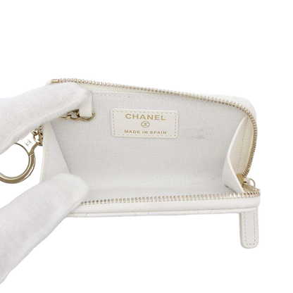 CHANEL L-shaped Zip Coin Purse Calfskin White
