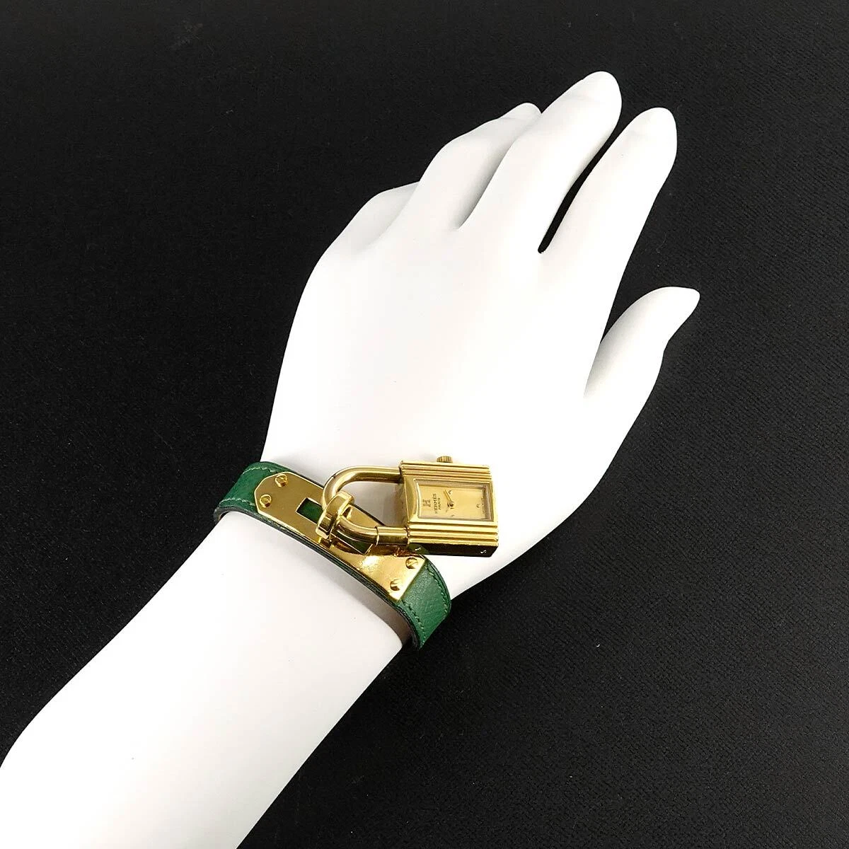 HERMES Kelly Watches Quartz Gold Dial Green Vintage Cadena Ladies Watch