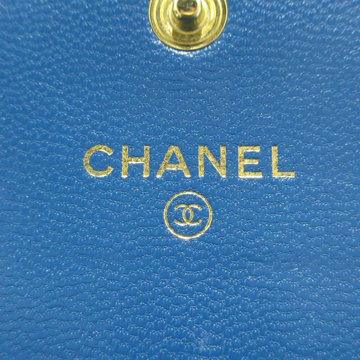 CHANEL CHANEL19 Matelasse Blue Lambskin Wallet