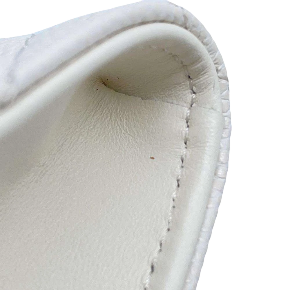 CHANEL L-shaped Zip Coin Purse Calfskin White
