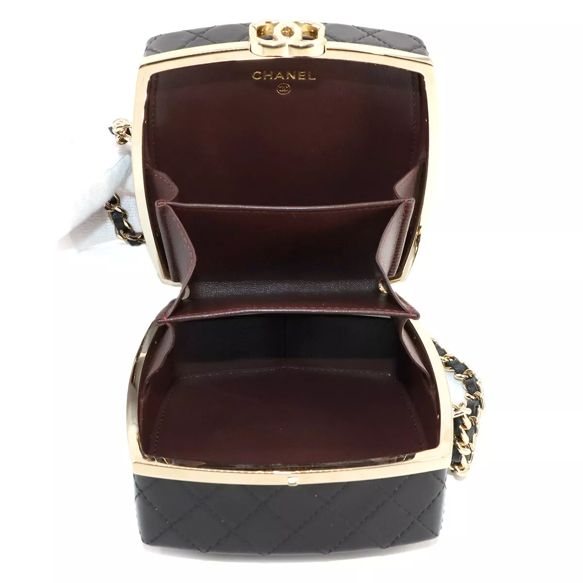 CHANEL Matelasse Chain Clutch Shoulder Bag Leather Black