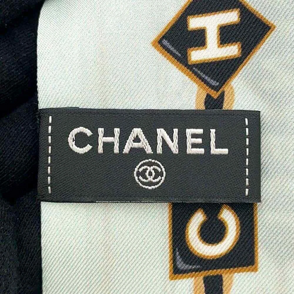 CHANEL CC Logo Camellia Chain Motif Scarf 100% Silk Blue