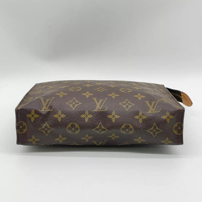 LOUIS VUITTON Monogram Poche Toilette 26 Clutch Bag W/Box