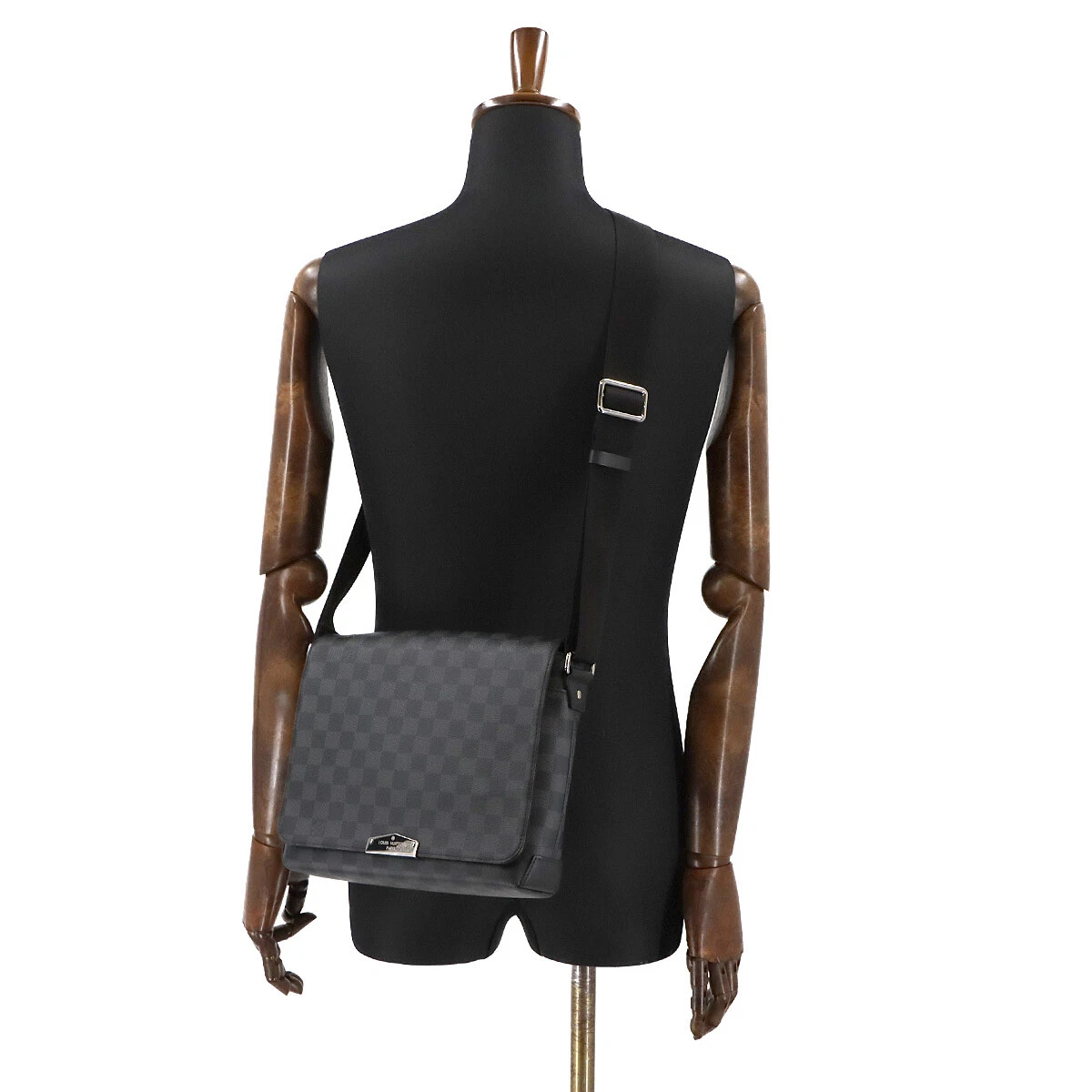 LOUIS VUITTON Damier Graphite District PM NV2 Shoulder Bag Black N40349