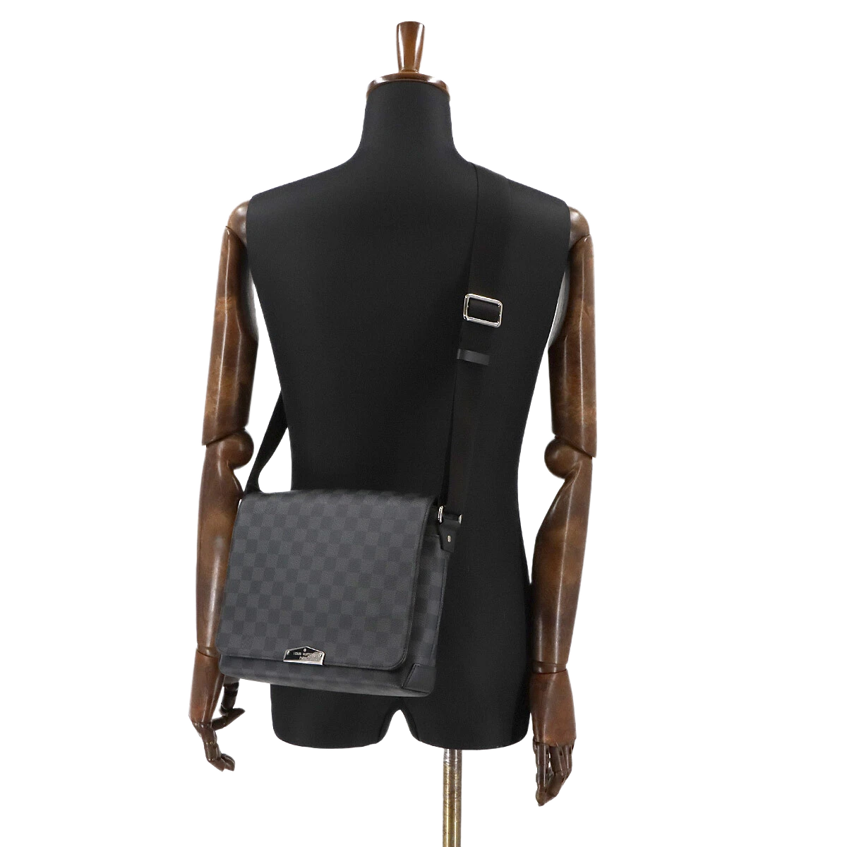 LOUIS VUITTON Damier Graphite District PM NV2 Shoulder Bag Black N40349