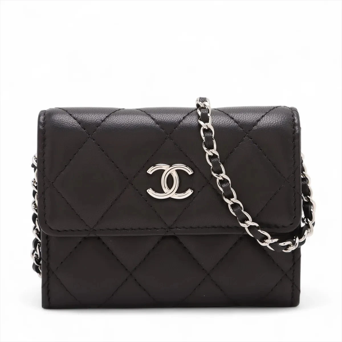 Chanel Matelassé Lambskin Chain Shoulder Bag / Coin Purse in Black with Gold-Tone Hardware