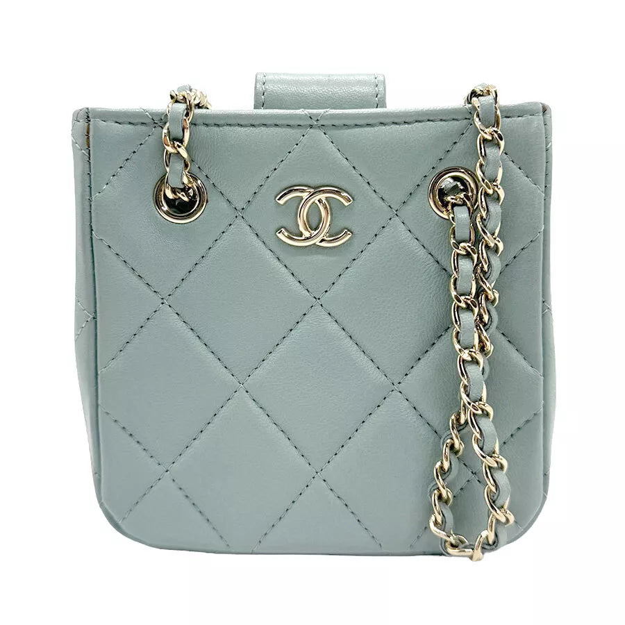 CHANEL Matelasse Shoulder Bag