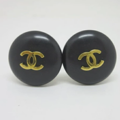 Chanel Vintage CC Logos Round Clip-On Earrings in Gold Tone & Black (95P)