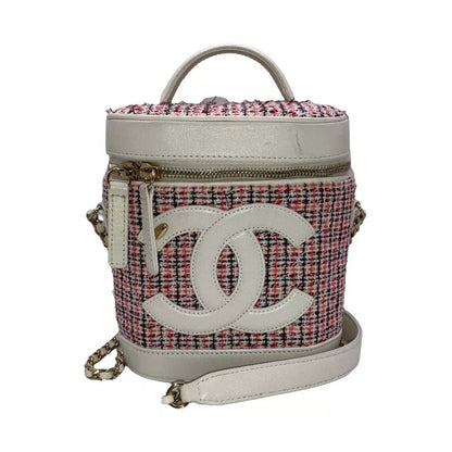 CHANEL Chain Vanity Shoulder Bag In White Tweed with Gold Hardware