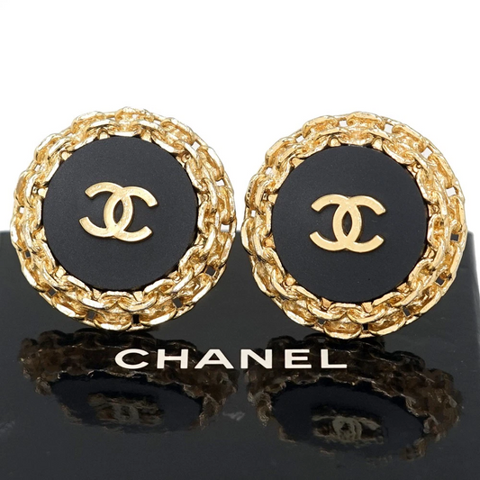 Chanel Vintage CC Round Chain Clip-On Earrings in Gold Tone