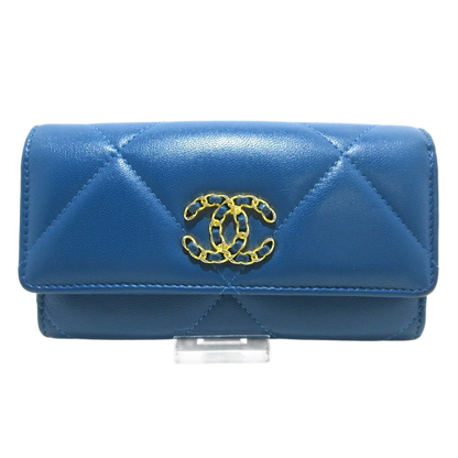 CHANEL CHANEL19 Matelasse Blue Lambskin Wallet