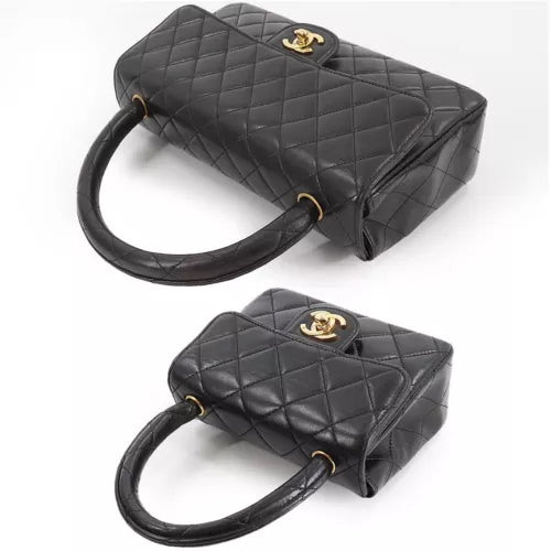 CHANEL Matelasse Pair Hand Bag