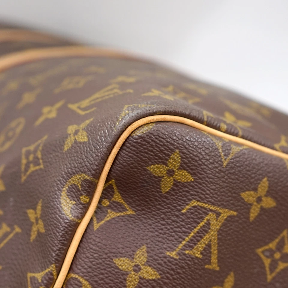 Louis Vuitton Keepall 55 in Monogram Canvas