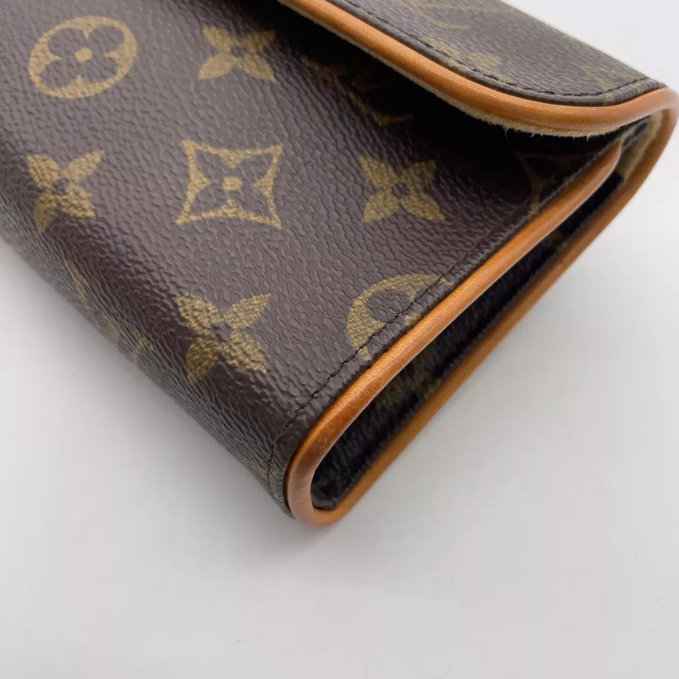 Louis Vuitton Monogram Florentine Pouch