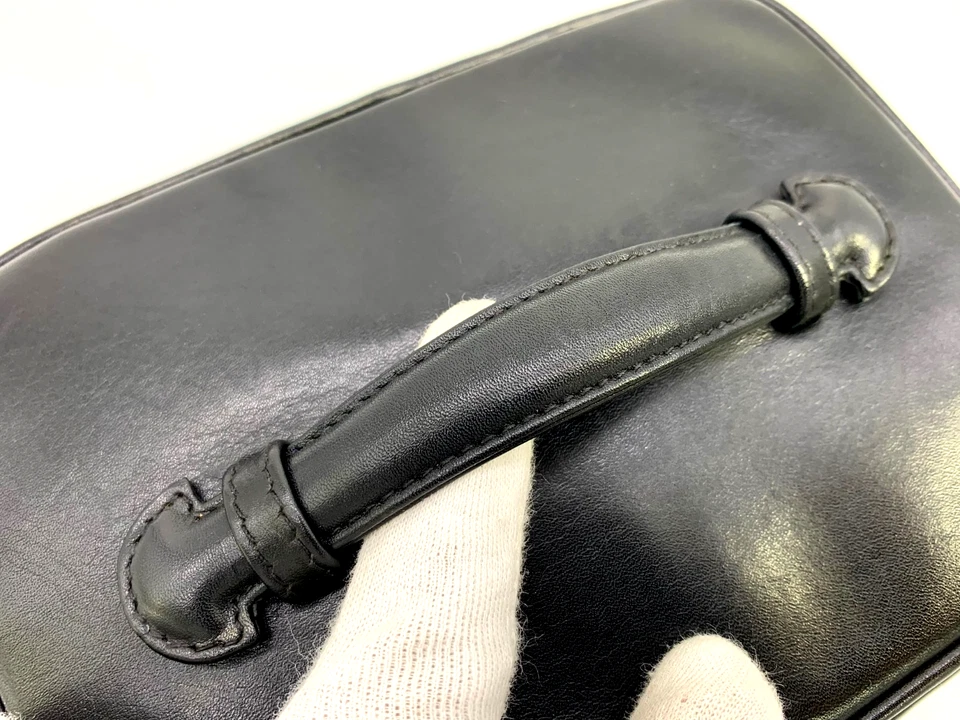Chanel Matelassé Vanity Bag in Black Leather (Vintage)