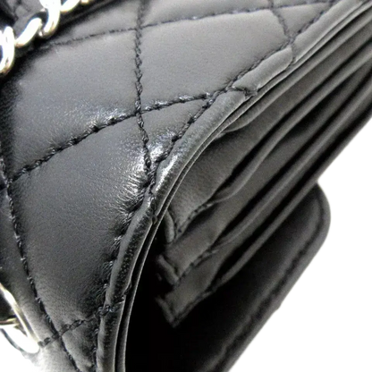 CHANEL Matelasse Shoulder Bag