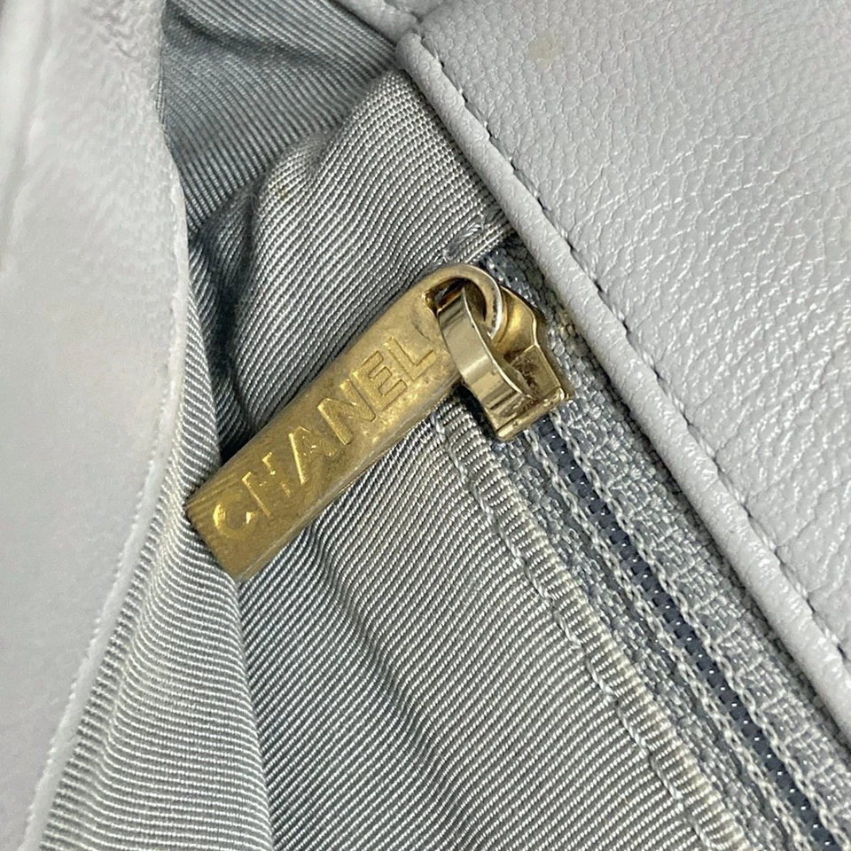 CHANEL CHANEL19 Gray Lambskin Shoulder Bag