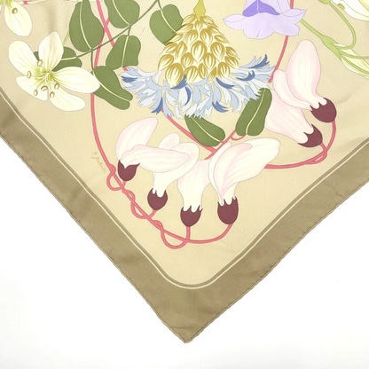 Hermes Carré 90 Flora Graeca Beige x Multicolor Silk Scarf