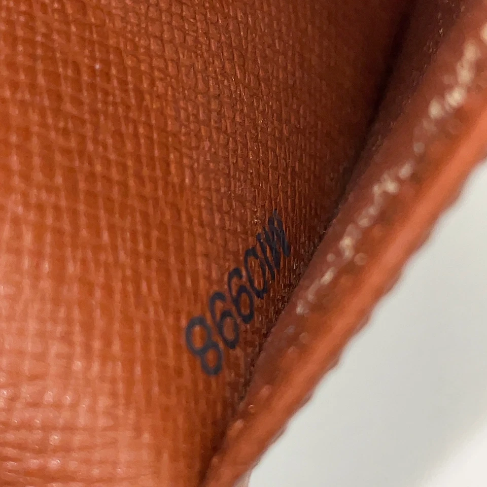 Louis Vuitton Vintage Agenda Horizontal Bill Case in Monogram Canvas