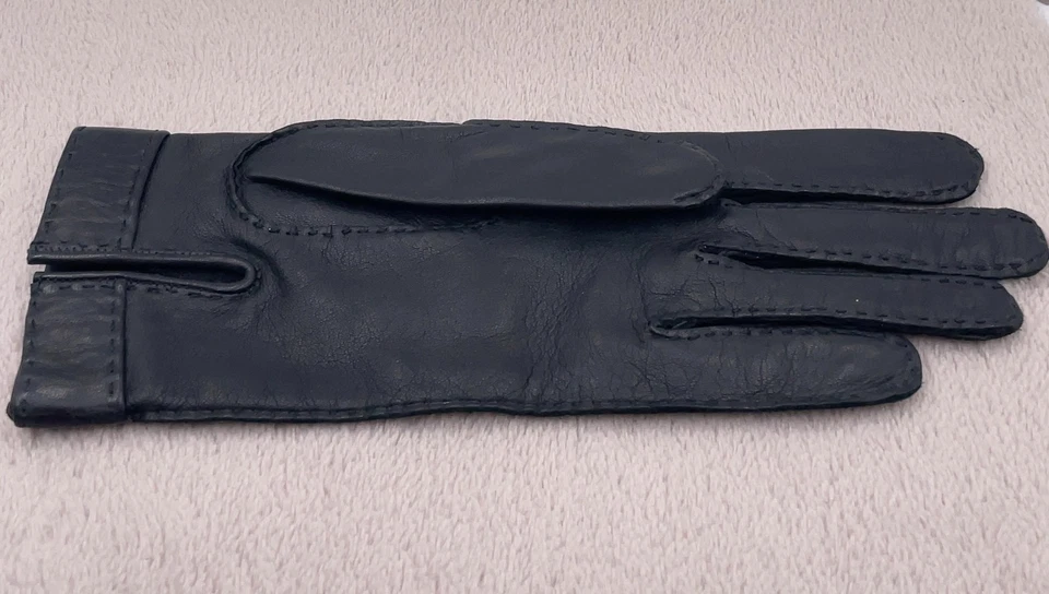 Hermès Série Gloves in Black Leather