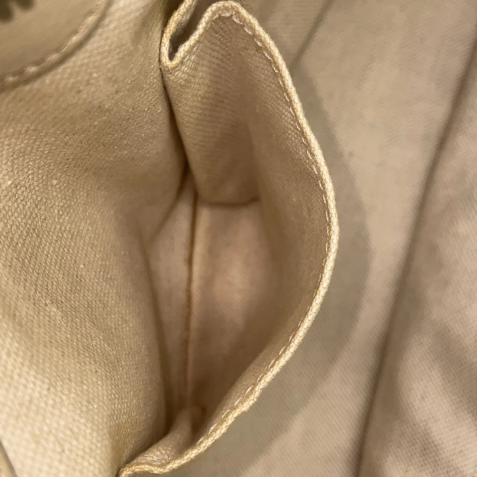Gucci Guccissima Mayfair Tote Bag in Ivory Leather