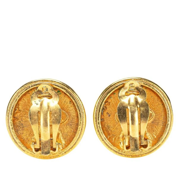 Chanel Vintage CC Logos Round Clip-On Earrings in Gold Tone