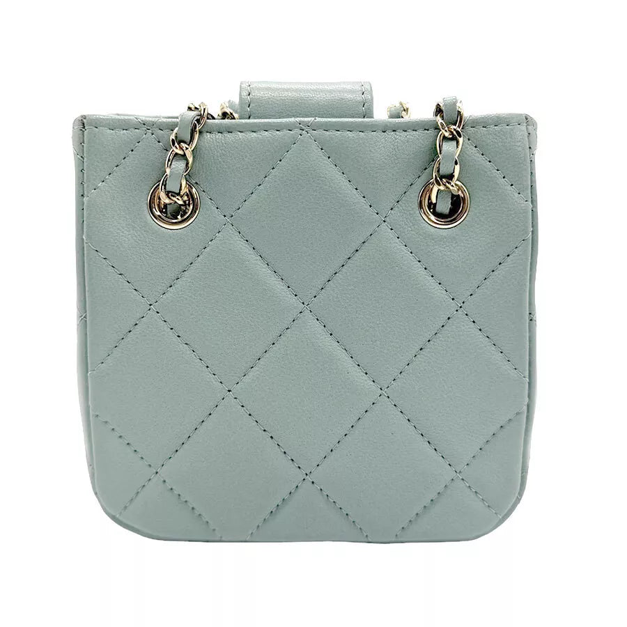 CHANEL Matelasse Shoulder Bag