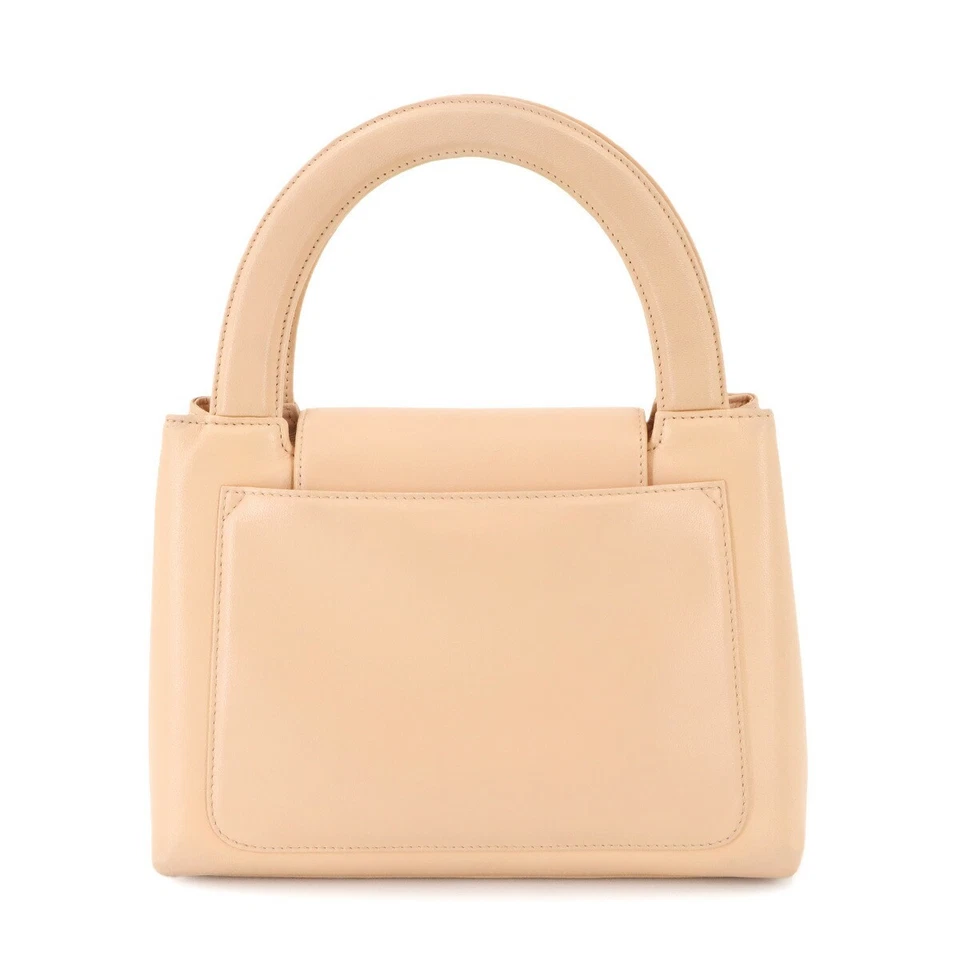 Chanel Vintage Handbag in Beige Leather