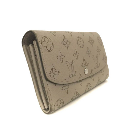 Louis Vuitton Mahina Portefeuille Iris Leather Bifold Long Wallet
