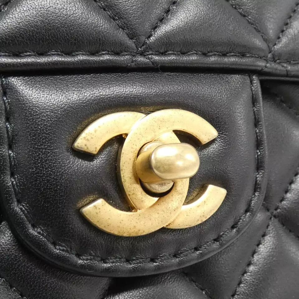 CHANEL Shoulder Bag