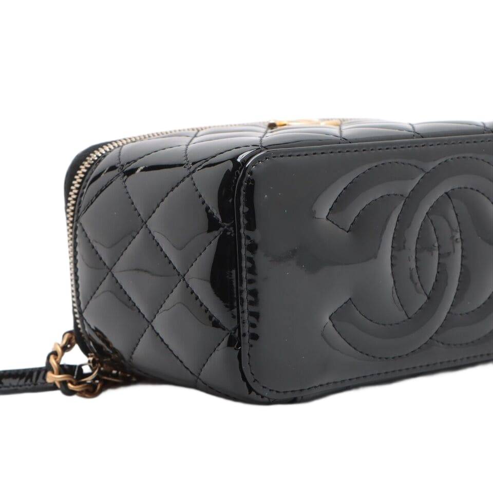 Chanel Matelasse Patent Leather 2WAYShoulder Bag Vanity Black Gold Metal