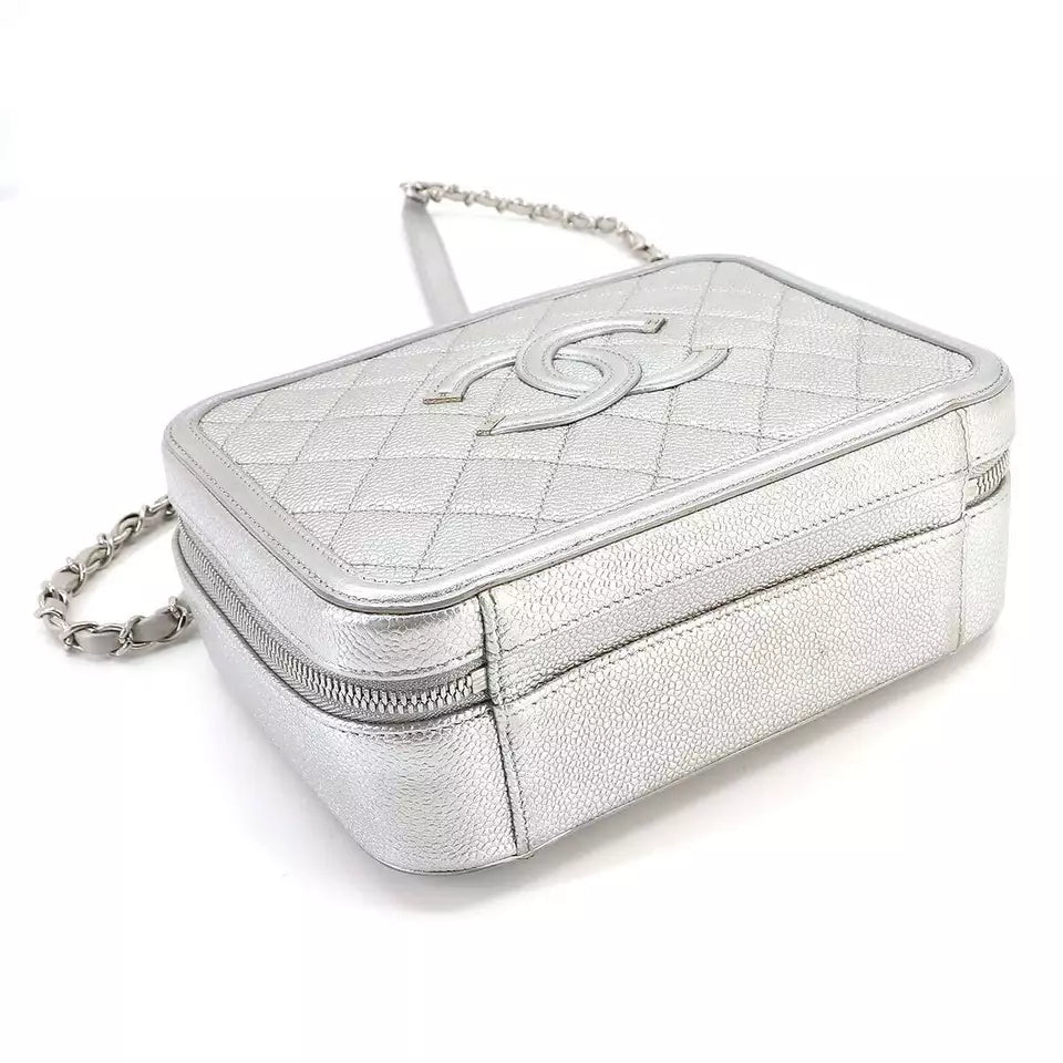 Auth CHANEL CC Filigree Vanity Shoulder Bag Caviar Skin Leather