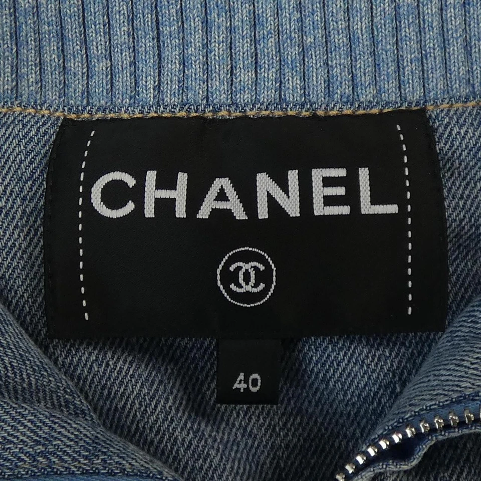 CHANEL CC Cocobeach 25 Denim Jacket