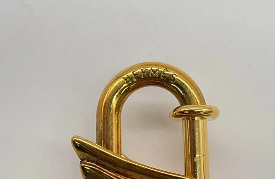 Hermès 1993 Limited Edition Pegasus Cadena in Gold-Plated Metal