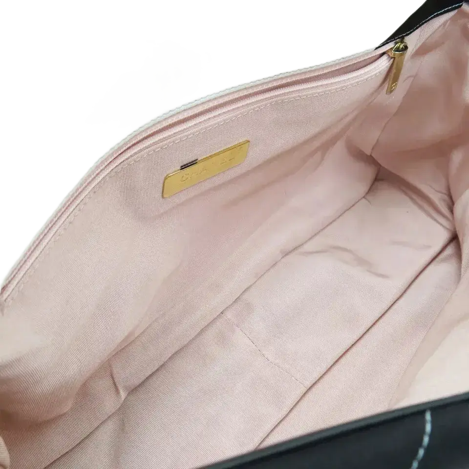 CHANEL 19 Flap Shoulder Handbag