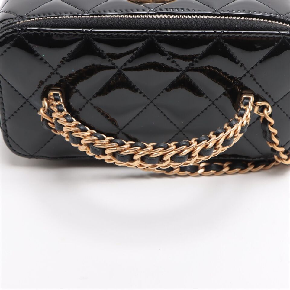 Chanel Matelasse Patent Leather 2WAYShoulder Bag Vanity Black Gold Metal