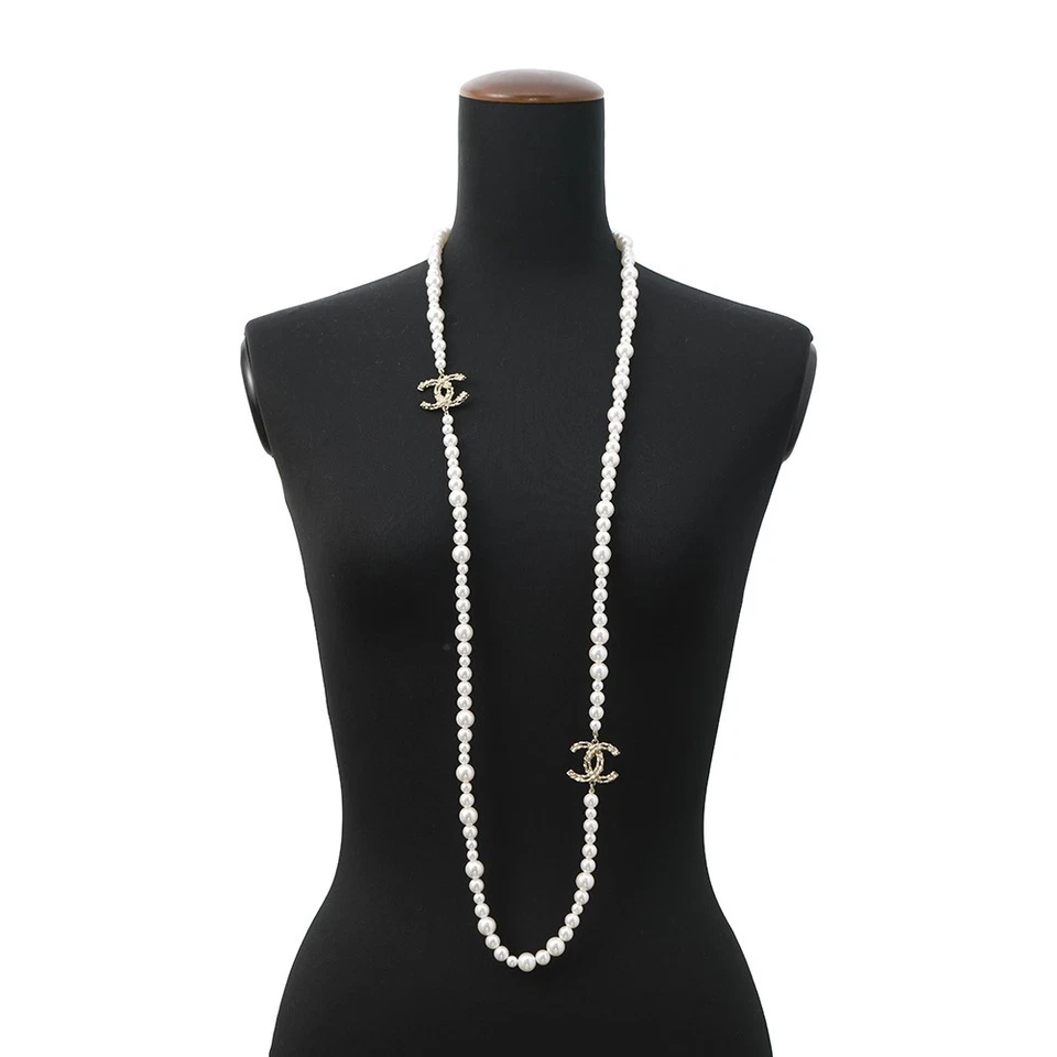 CHANEL Pearl Long Necklace Gold Plated Faux Pearl Rhinestone Champagne Gold