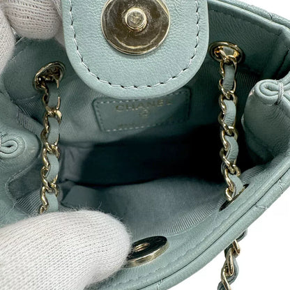 CHANEL Matelasse Shoulder Bag