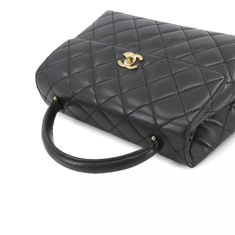 CHANEL Matelasse Handbag