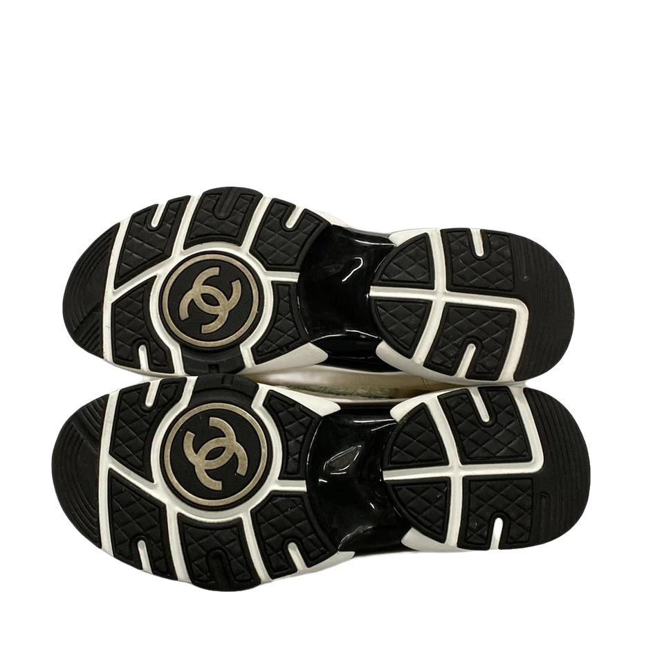 CHANEL Cream Light Green Tweeds Leather Suede Women's Sneakers