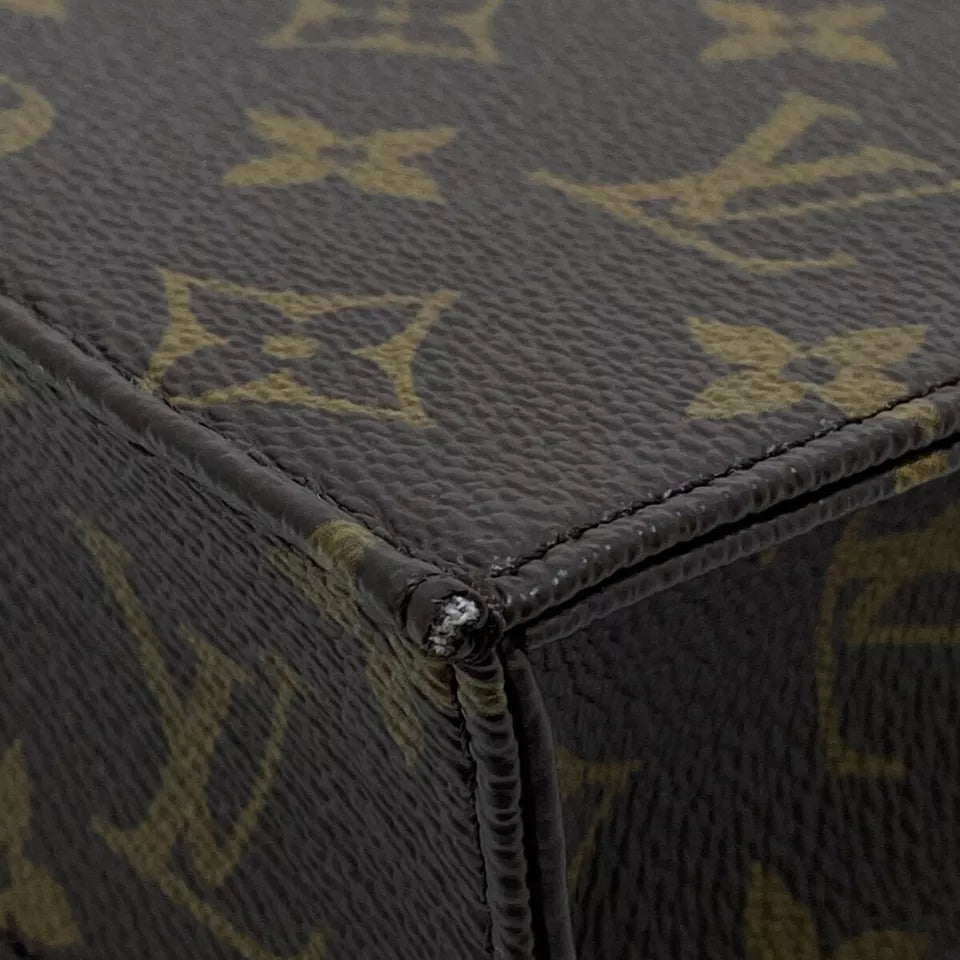 LOUIS VUITTON Petit Sac Plat