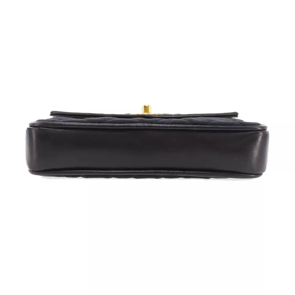 CHANEL Matelasse Belt Bag