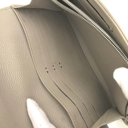 Louis Vuitton Mahina Portefeuille Iris Leather Bifold Long Wallet