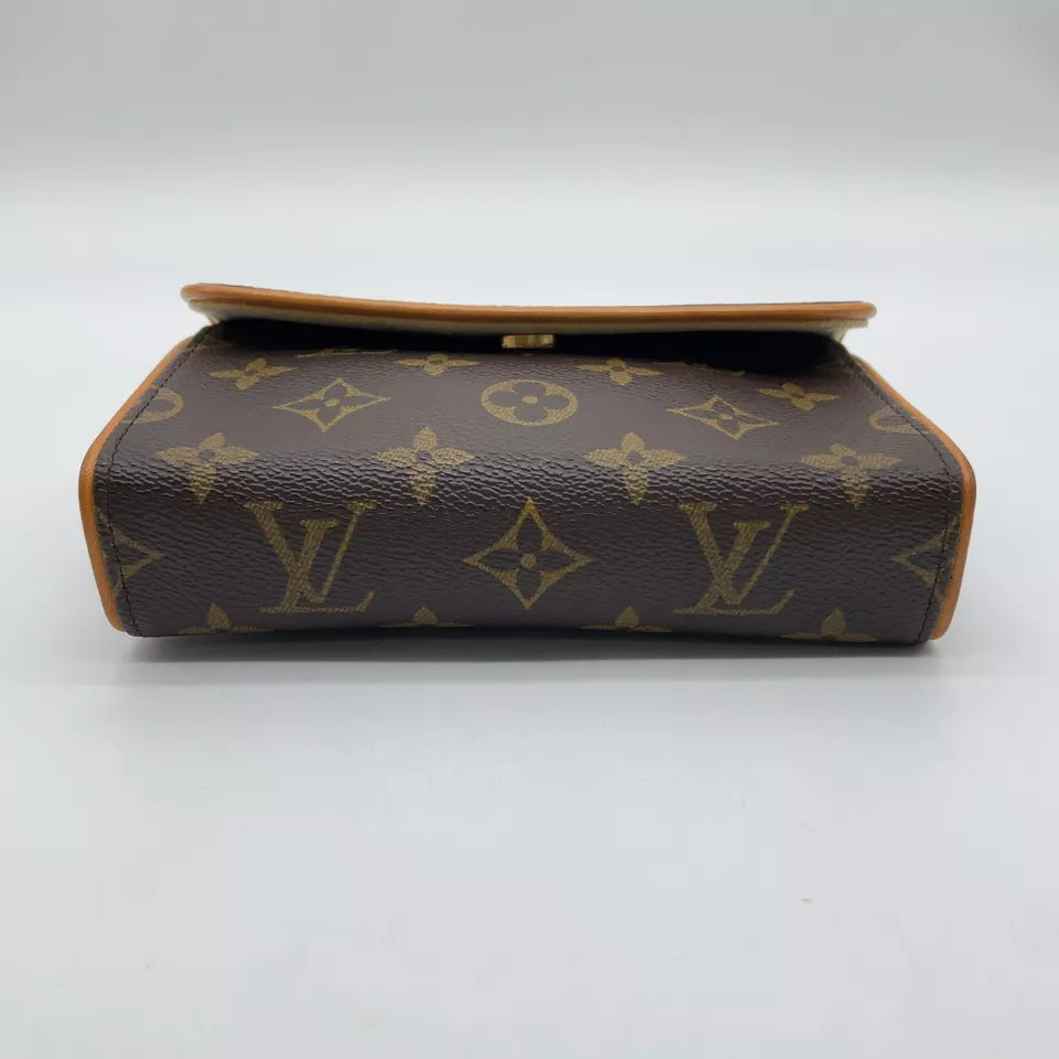 Louis Vuitton Monogram Florentine Pouch