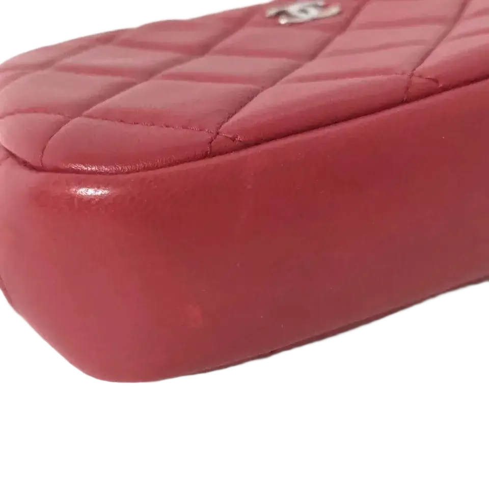 CHANEL Matelasse Pouch