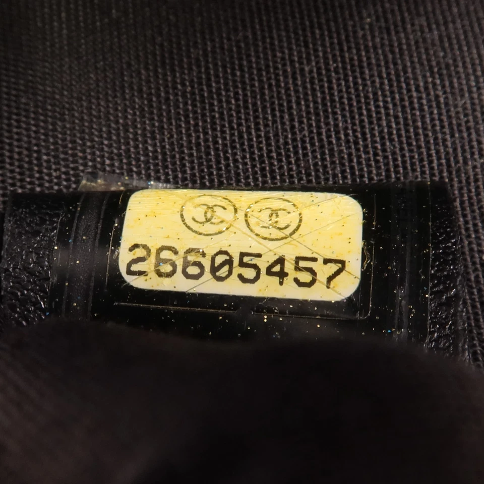 Chanel CC Filigree Round Chain Shoulder Bag in Navy & Black Calfskin (GHW)