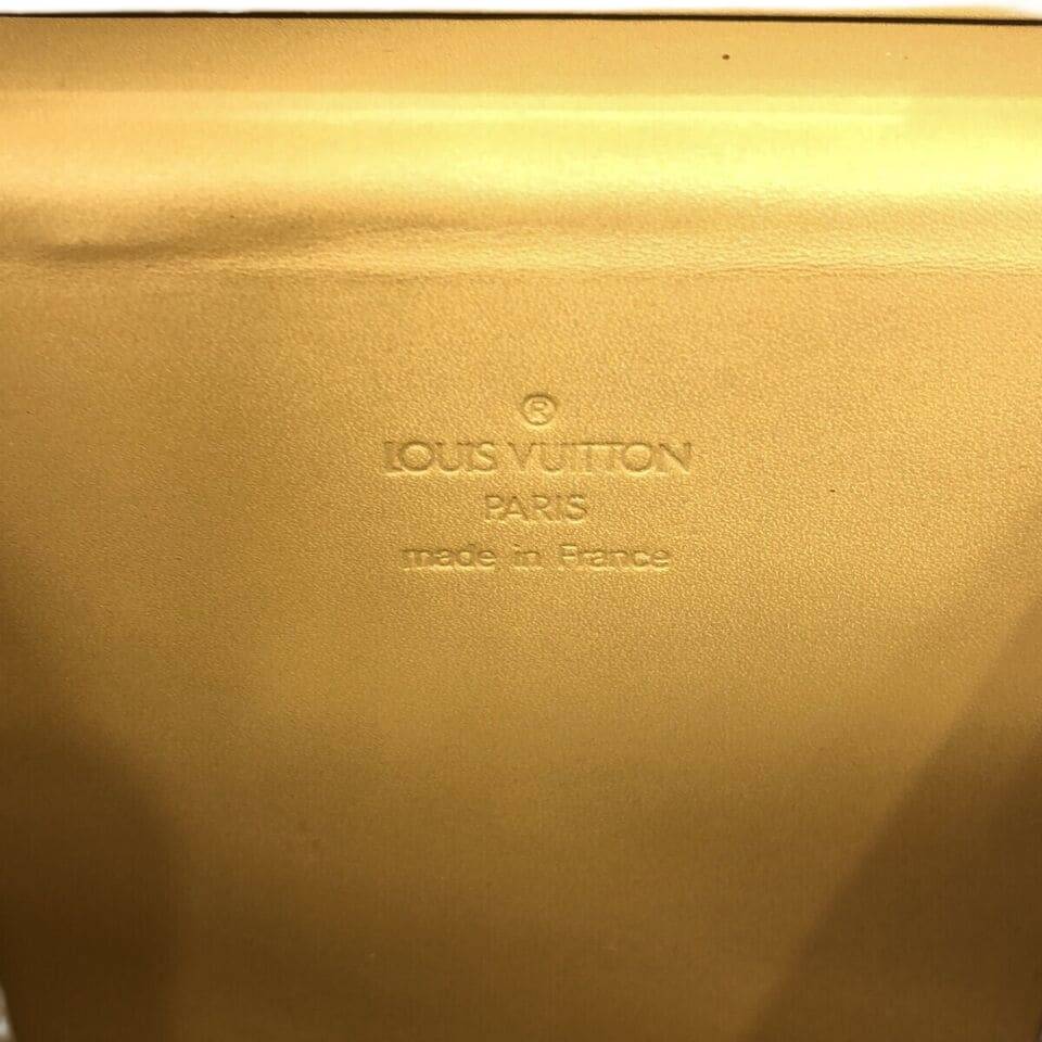 Auth LOUIS VUITTON Bleeker Soft Beige Monogram Vernis Vanity Bag